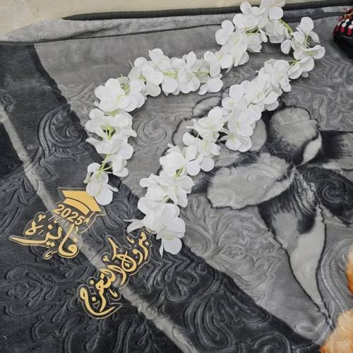 عقد تخرج بالاسم