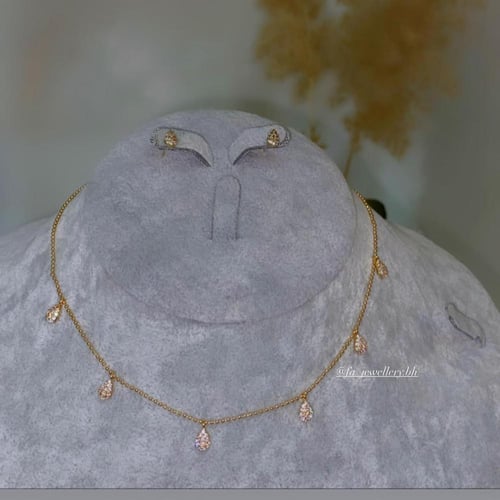 قلاده نسائيه