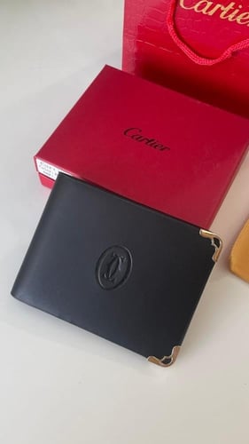 محفظة كارتير رجالية بتصميم فاخر