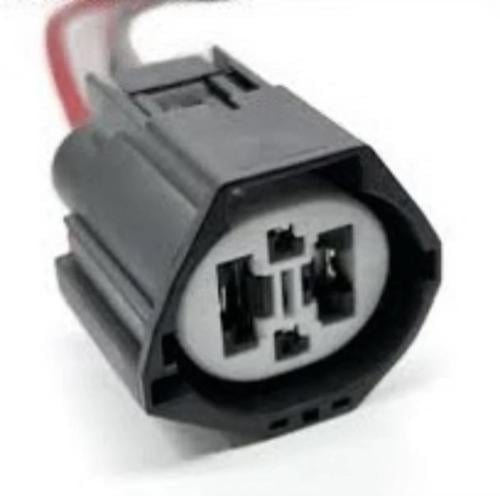 فيش مروحة ( مع السلك ) فورد فكتوريا / ماركيز 2006...