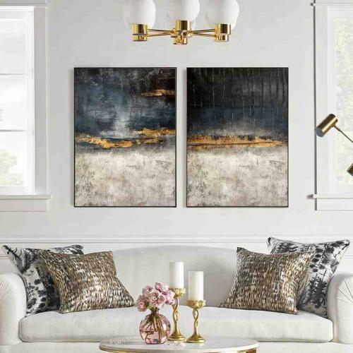 طقم لوحتين كانفس تجريدية بألوان غامقة ولمسات ذهبية