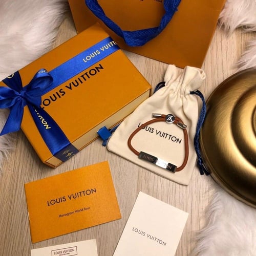 اسواره لويس فتون LOUIS VUITTON تصوير عميلنا