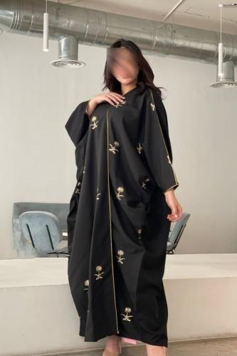 بشت نسائي يوم التأسيس