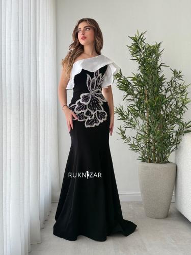 فستان كريب أسود مطرز فاخر