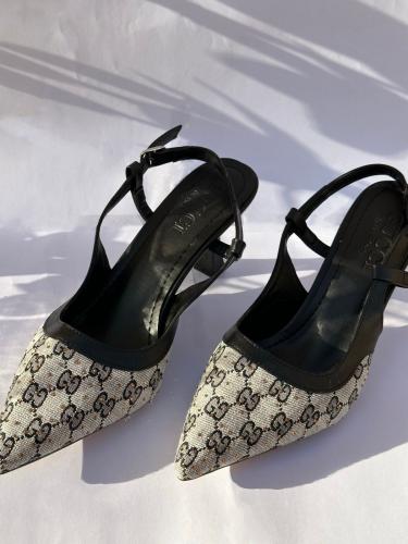 شوز نسائي بكعب أنيق بتصميم فاخر – حذاء نسائي مميز...