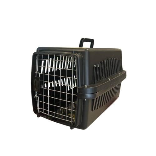 قفص بلاستك مع فتحه في السقف