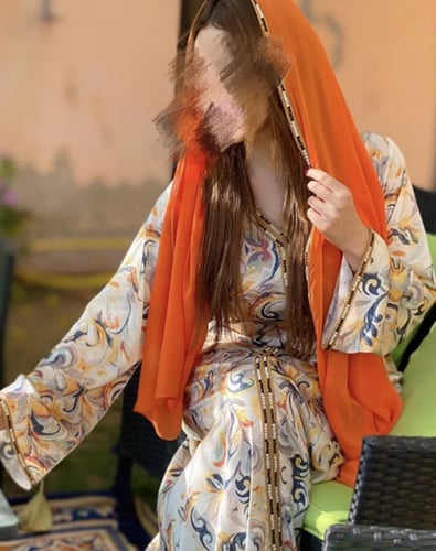 جلابية مخوار أنيقة بنقوش شرقية فاخرة