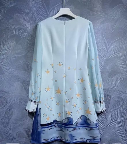 فستان نسائي قصير مزين بالكريستال