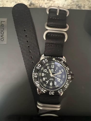 ساعة سبورت من ADDIESDIVE