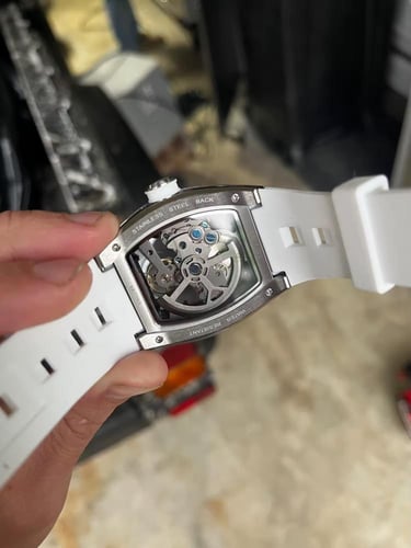 ساعة طراز ريتشارد ميل لون أبيض فضي صناعة megir