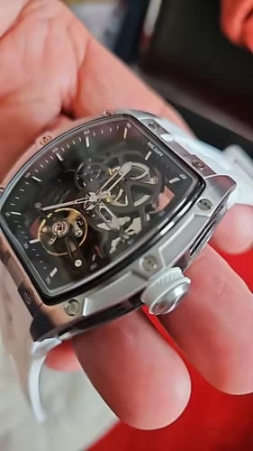 ساعة طراز ريتشارد ميل لون أبيض فضي صناعة megir