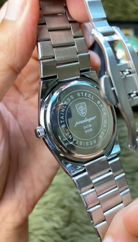 ساعة POEDAGAR كوارتز لون أبيض