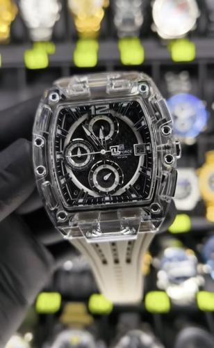 ساعة طراز هوبلت من NAVIFORCE شفاف رمادي