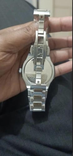 ساعة فاتريك فليب