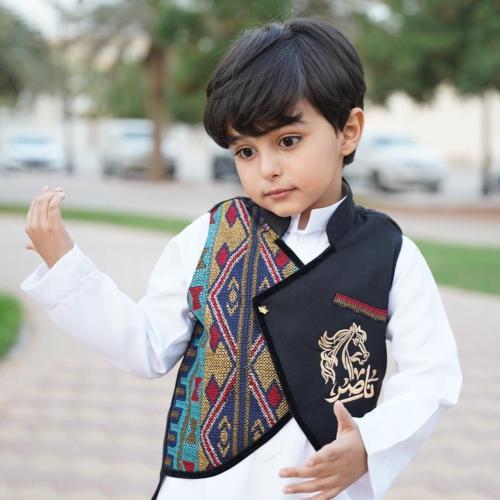 سديري ملكي سدو مع تطريز الاسم