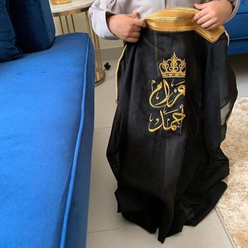 بشت اطفال بتصميم كلاسيكي وأنيق