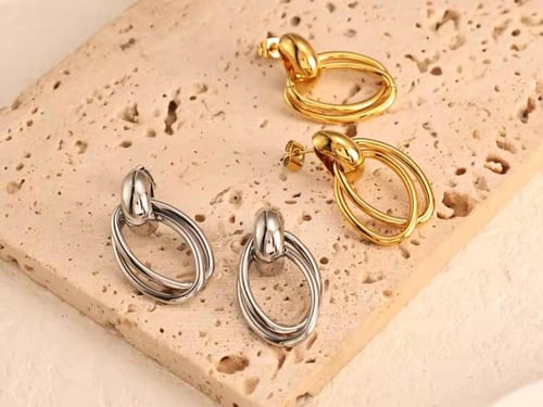 حلق Rings