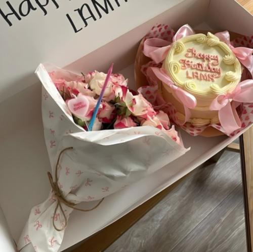 بوكس كيك ورد