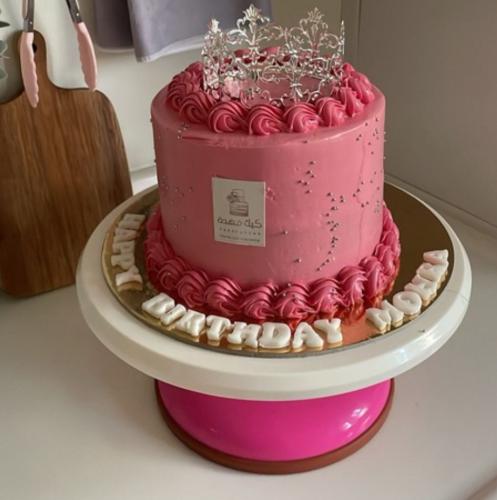 كيك 6 انش طبقتين