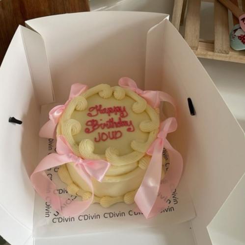 لنش بوكس كيك