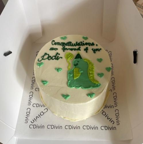 لنش بوكس كيك عيد ميلاد