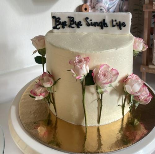 كيك 6 انش طبقتين