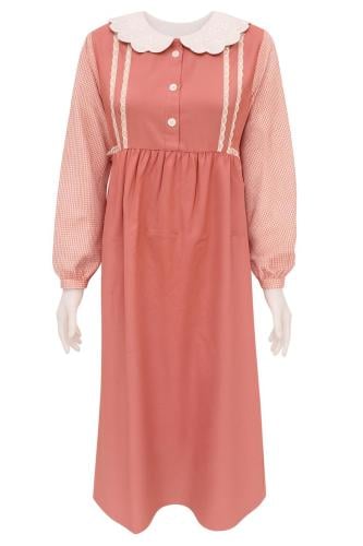 Kuwaiti girls' apron, pink and peach, with embroid...