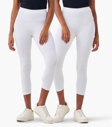 White short elastic leggings made of 100% Turkish cotton comfortable and practical for daily use