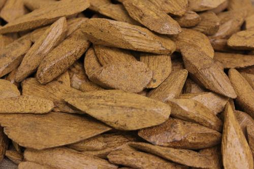 أوقية موروكي طبيعي محسن (عود المجالس) اندونيسي