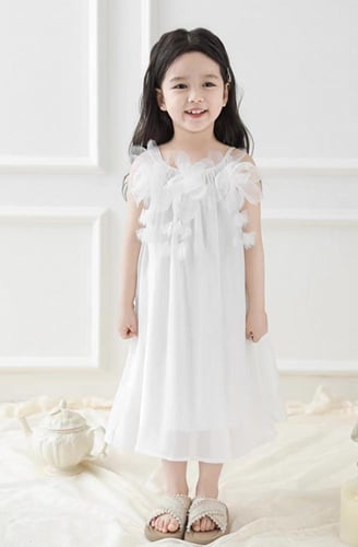 فستان ورده ابيض