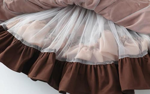 فستان بني فرنسي