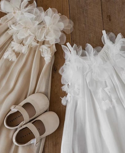 فستان ورده ابيض