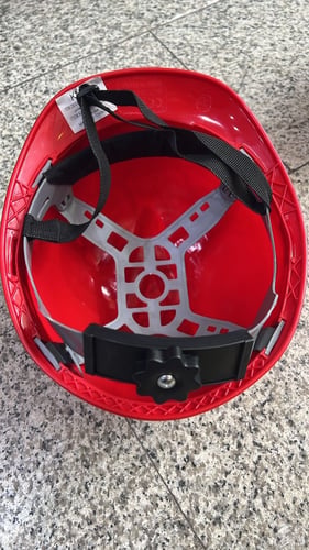 Worker's helmet Chinese KMR || Red color