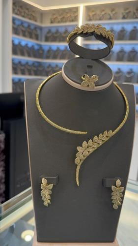 طقم "غصن الأناقة