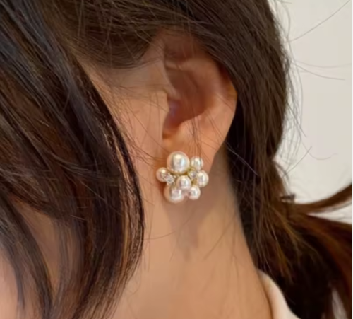 French Pearl earring