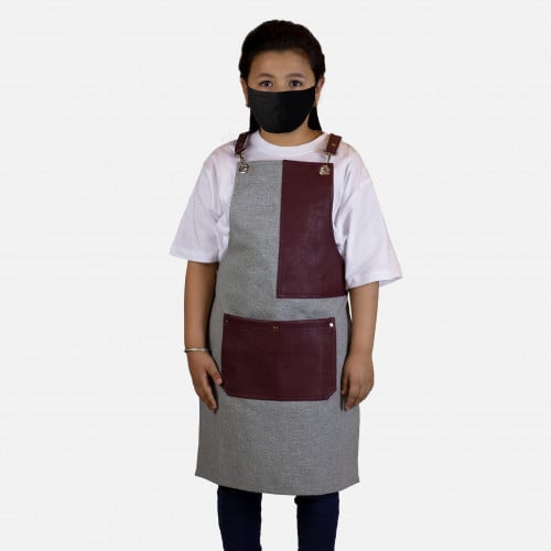 مريلة رصاصي مع جلد ماروني