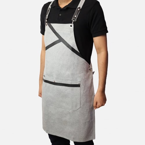 مريلة بلون رصاصي فاتح وجلد اسود