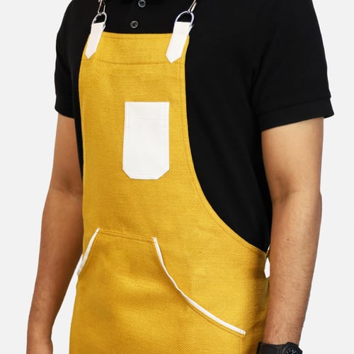 مريلة بلون أصفر مع جلد ابيض