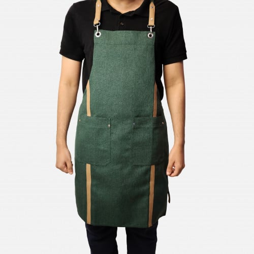 مريلة بلون اخضر وجلد بيج