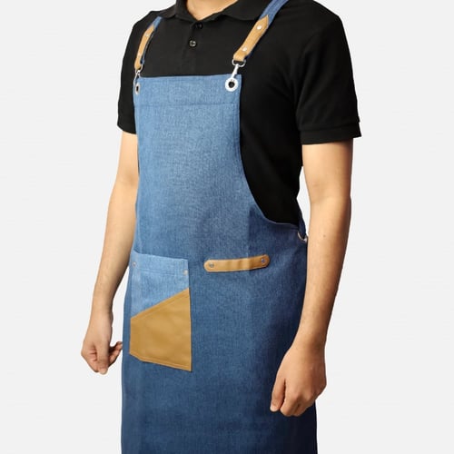 مريلة بلون الجينز الأزرق مع جلد بني