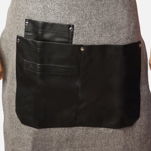 مريلة نصف بلون رصاصي وجلد اسود