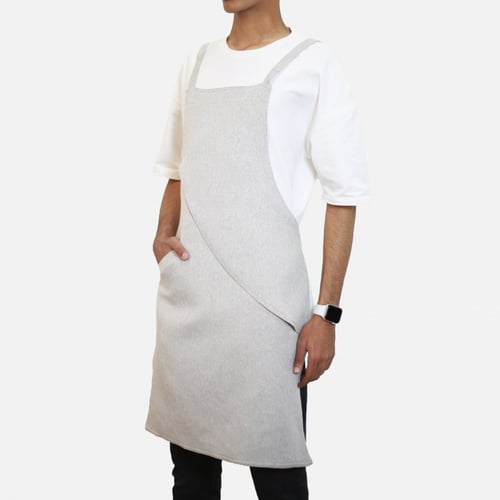 مريلة بلون رصاصي فاتح جداً