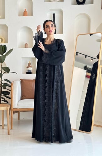 Black French haute couture dantelle