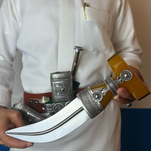 جنبية تراثية بحزام (اسود- بني )