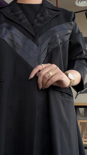 عباية بليزر