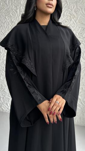 عباية بياقة