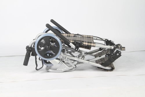WHEEL CHAIR ALMONUM 18 9001 كرسى المنيوم طيارة 18-...