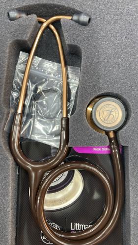 LITTMANN CLASSIC 3 5809 سماعة طبيب ليتمان كلاسيك 3...