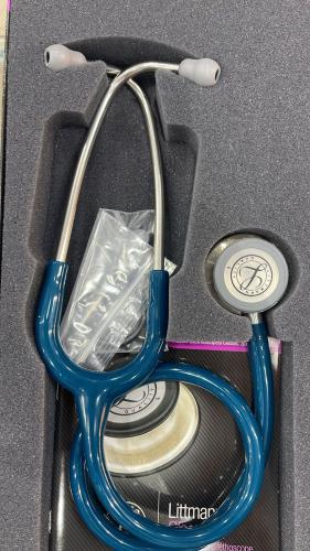 LITTMANN CLASSIC 3 5623 سماعة طبيب ليتمان كلاسيك 3...