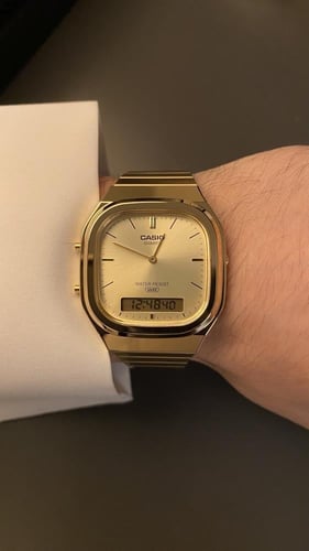 ساعة كاسيو – عرض تناظري ورقمي – مطلي بالذهبي